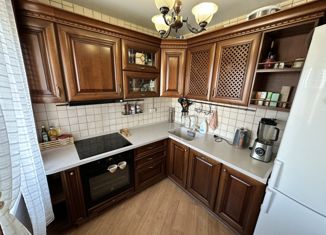 Продается двухкомнатная квартира, 40 м2, Новосибирск, улица Богдана Хмельницкого, 8/2, метро Заельцовская