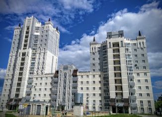 Продажа трехкомнатной квартиры, 74.4 м2, Екатеринбург, метро Ботаническая, Селькоровская улица, 36