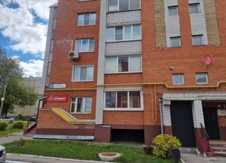Продам двухкомнатную квартиру, 62.3 м2, Новочебоксарск, улица Винокурова, 6