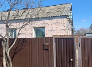 Продам 2-комнатную квартиру, 57 м2, Белогорск, улица 8 Марта, 25