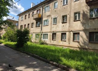 Продам 2-ком. квартиру, 37 м2, Комсомольск, улица Зайцева, 3