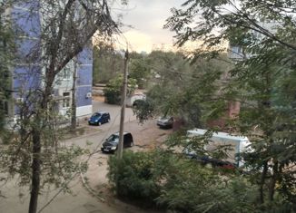 Продам 2-ком. квартиру, 46.2 м2, Астрахань, Красноармейская улица, 17, Ленинский район