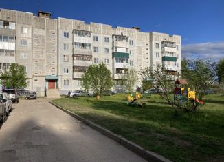 Продается 2-ком. квартира, 51.1 м2, Кимры, улица 60 лет Октября, 39