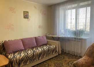2-комнатная квартира на продажу, 50.8 м2, Еманжелинск, улица Титова, 2