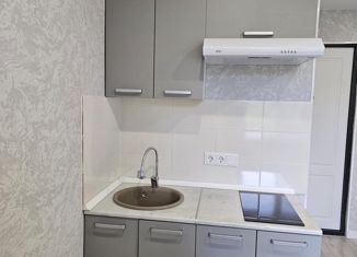 Продаю 1-комнатную квартиру, 14 м2, Казань, улица Братьев Касимовых, 82, Приволжский район