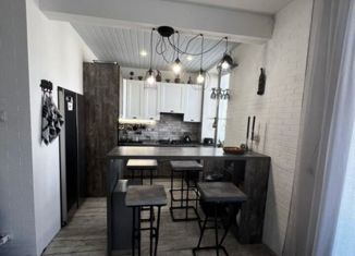 Продам 3-ком. квартиру, 93.1 м2, Тверь, улица Орджоникидзе, 30/46, Московский район