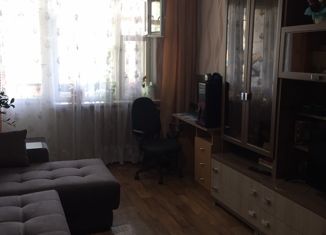 Продаю 4-ком. квартиру, 79.8 м2, Нижний Новгород, улица Краснодонцев, 21, метро Парк Культуры