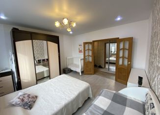 Продажа 2-ком. квартиры, 53 м2, Москва, Волынская улица, 4, метро Солнцево