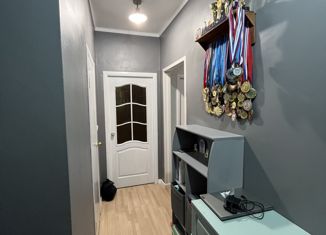 Продаю 2-ком. квартиру, 41.9 м2, село Борогонцы, улица Ленина, 34