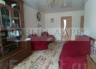 Продается 3-ком. квартира, 58 м2, Большой Камень, улица Карла Маркса, 3А