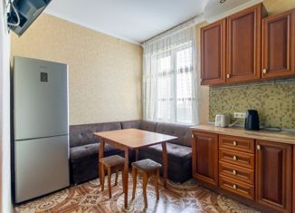Продается двухкомнатная квартира, 63.2 м2, Санкт-Петербург, Ленинский проспект, 114