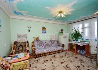 Продам 2-комнатную квартиру, 44 м2, Ялуторовск, Заводоуковская улица, 2