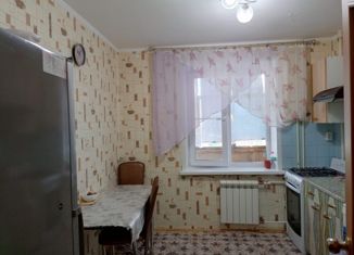 Продается 3-комнатная квартира, 64 м2, Исилькуль, Московская улица, 4