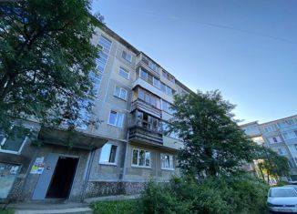 Продается 2-комнатная квартира, 44 м2, Карелия, улица Репникова, 19