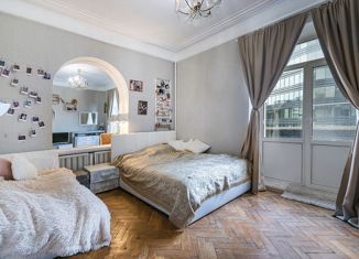 Продам двухкомнатную квартиру, 44.1 м2, Москва, Лесная улица, 8/12, Лесная улица