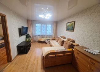 3-комнатная квартира на продажу, 65.5 м2, Большой Камень, улица Приморского Комсомола, 31