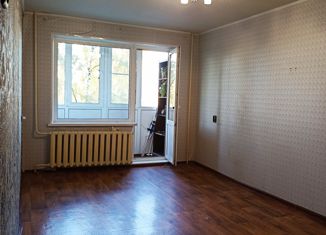 Продаю трехкомнатную квартиру, 63.3 м2, Нижегородская область, улица Пермякова, 10