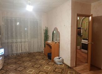 Продам 1-ком. квартиру, 32 м2, Азнакаево, улица Хасанова, 17