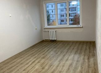 Продажа 3-ком. квартиры, 59 м2, Агидель, улица Первых Строителей, 9