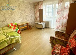 Продам 1-ком. квартиру, 32 м2, Бийск, Дальняя улица, 123