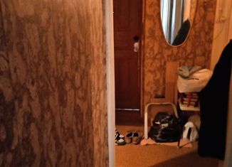 Продаю 2-комнатную квартиру, 42 м2, Новотроицк, улица Марии Корецкой, 9