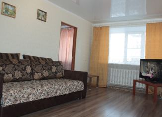 2-комнатная квартира в аренду, 45 м2, Коряжма, проспект Ленина, 11