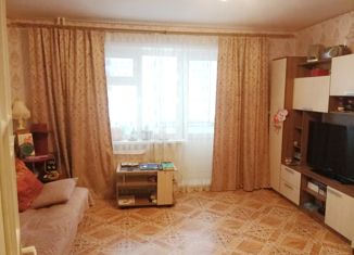 Продаю 2-ком. квартиру, 52 м2, Берёзовский, проспект Шахтёров, 25А