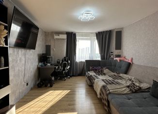 Продаю однокомнатную квартиру, 43 м2, Калуга, Хрустальная улица, 44к4, Октябрьский округ