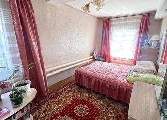 Продам двухкомнатную квартиру, 56 м2, Кудымкар, Набережная улица, 33А