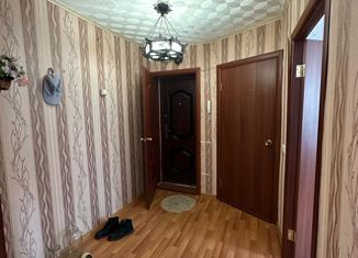 Продается 3-комнатная квартира, 58 м2, село Учалы, Новая улица, 25