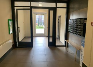 Продам 2-ком. квартиру, 65.5 м2, посёлок Коммунарка, улица Липовый Парк, 7