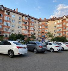 Продам 3-ком. квартиру, 80 м2, Элиста, 9-й микрорайон, 9-й микрорайон, 25