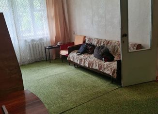 Продается трехкомнатная квартира, 55 м2, Михайловск, улица СНИИСХ, 3