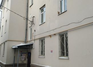 Продаю 3-комнатную квартиру, 62 м2, Екатеринбург, улица Саввы Белых, 12, улица Саввы Белых