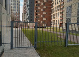 Продам трехкомнатную квартиру, 83 м2, Санкт-Петербург, Уездный проспект, 11, Уездный проспект