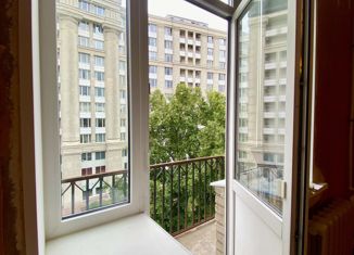 Продажа 2-комнатной квартиры, 56 м2, Санкт-Петербург, Новгородская улица, 25Б, Новгородская улица