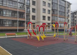 Продаю 1-ком. квартиру, 35 м2, посёлок Красный Бор, Большая Заозёрная улица, 37