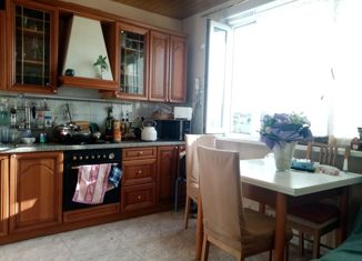 Продаю 3-комнатную квартиру, 74.2 м2, Москва, Венёвская улица, 10, метро Бульвар Адмирала Ушакова