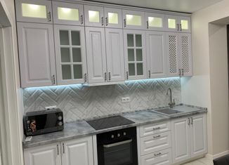 Сдам 1-ком. квартиру, 50 м2, Ростов-на-Дону, бульвар Комарова, 1Ес4, ЖК Звёздный 2