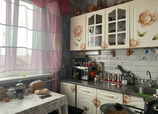 Продам 1-ком. квартиру, 30 м2, Салехард, улица Горького, 3