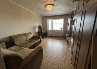 Продаю 2-комнатную квартиру, 51.9 м2, Кыштым, улица Интернационала, 81