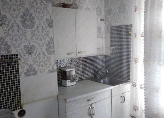 Продаю двухкомнатную квартиру, 36.4 м2, Соликамск, Северная улица, 54