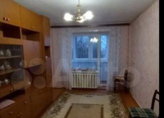 Продается 3-комнатная квартира, 66.3 м2, Оханск, улица Ленина, 79