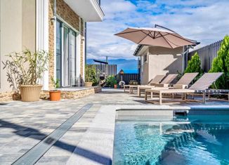 Дом на продажу, 250 м2, село Весёлое, улица имени Героя Советского Союза Е.К. Гараняна, 26/4А