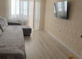 Трехкомнатная квартира на продажу, 69 м2, Элиста, 8-й микрорайон, 52, 8-й микрорайон