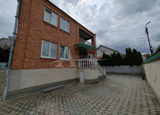 Продается дом, 370 м2, Ставропольский край, улица Гагарина, 111