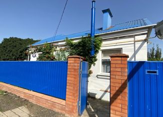 Продам дом, 102 м2, станица Каневская, улица Комарова, 153