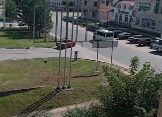 Продам 2-ком. квартиру, 43.7 м2, Ржев, улица Грацинского, 5