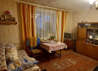 Продаю однокомнатную квартиру, 33 м2, Чистополь, Часовая улица, 1