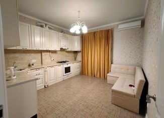 2-комнатная квартира на продажу, 61 м2, поселок городского типа Разумное, улица Добролюбова, 5